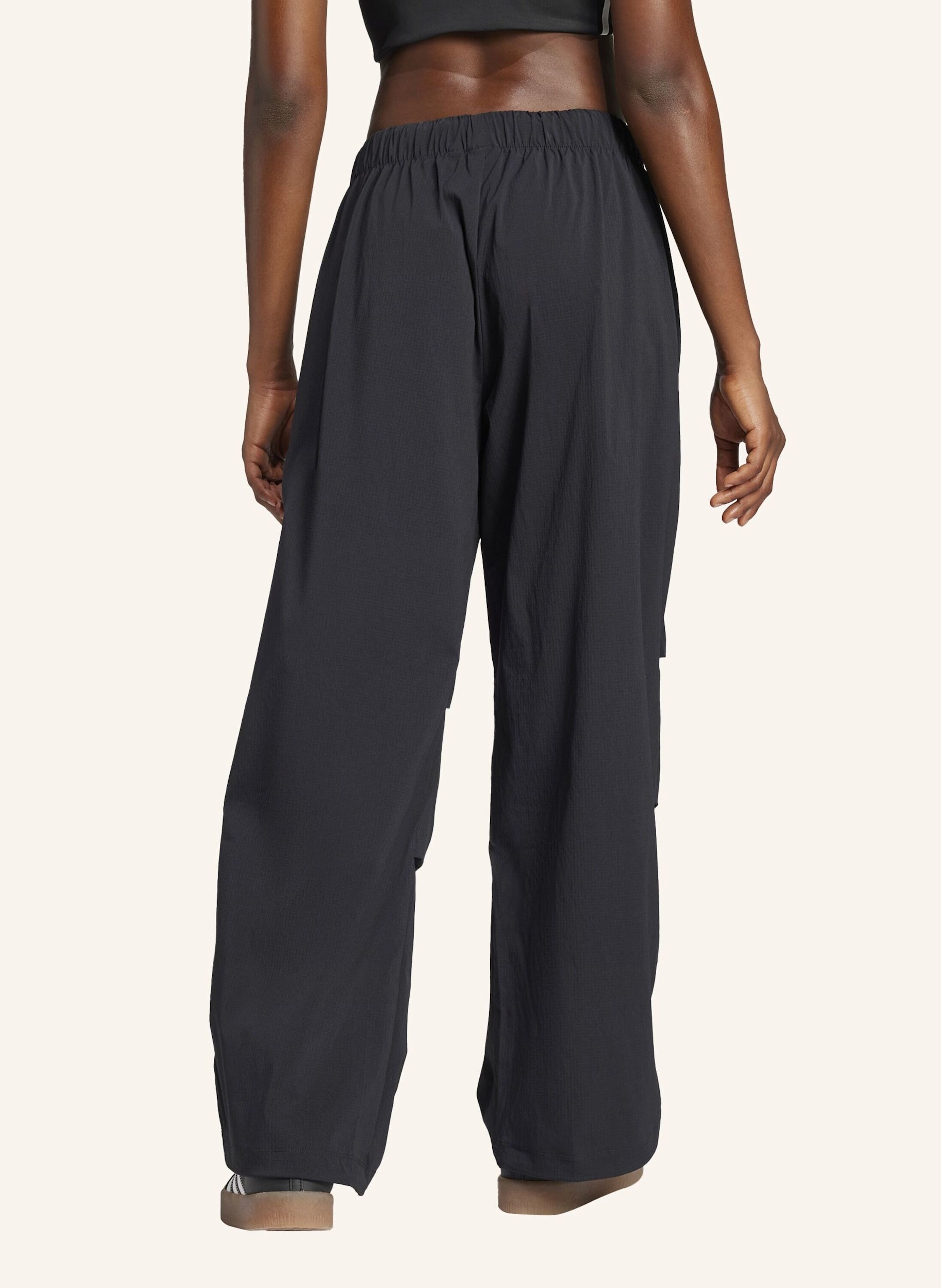 Thumbnail - Adidas Originals Essentials Ripstop Parachute Hose schwarz