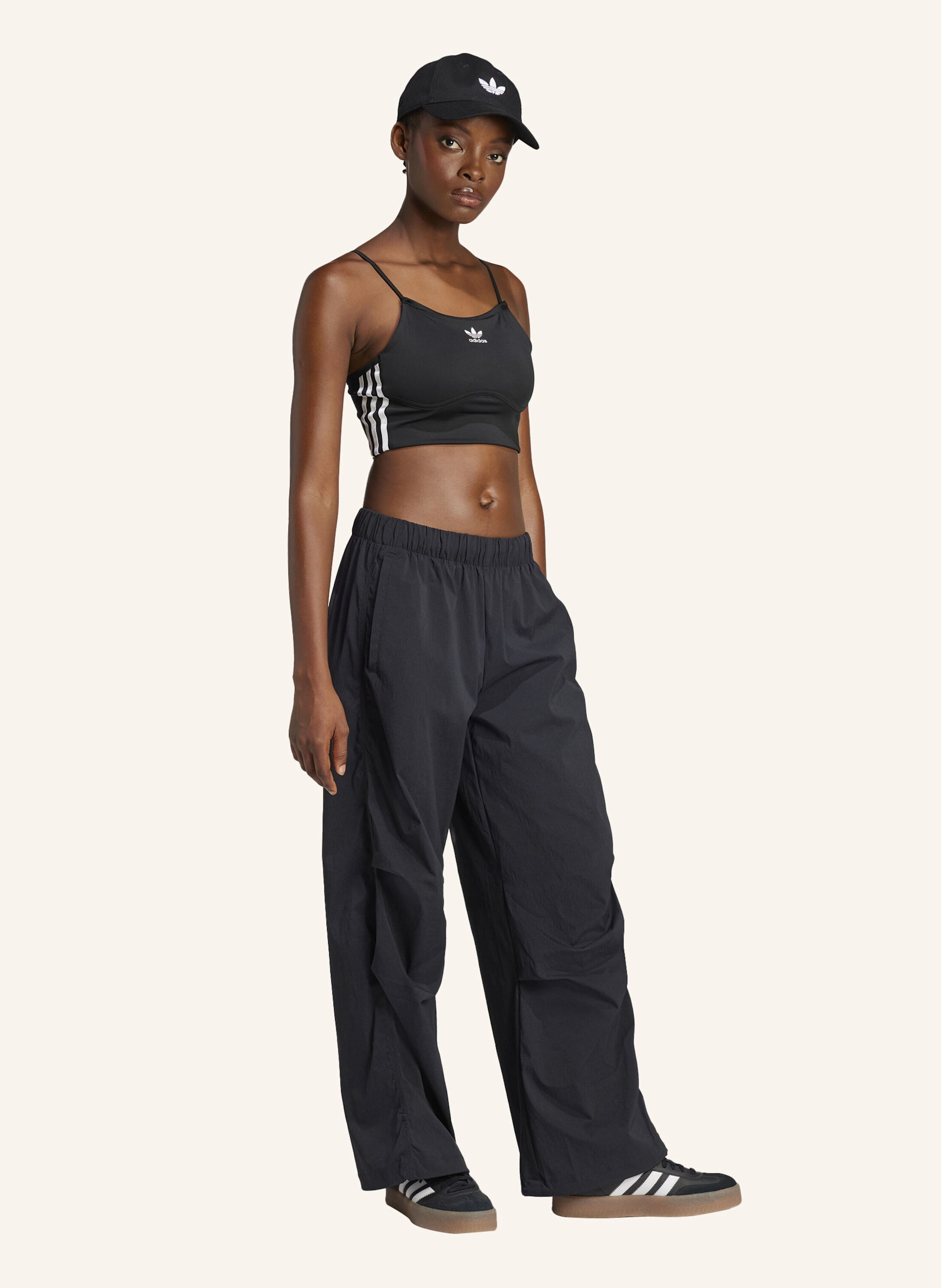 Thumbnail - Adidas Originals Essentials Ripstop Parachute Hose schwarz