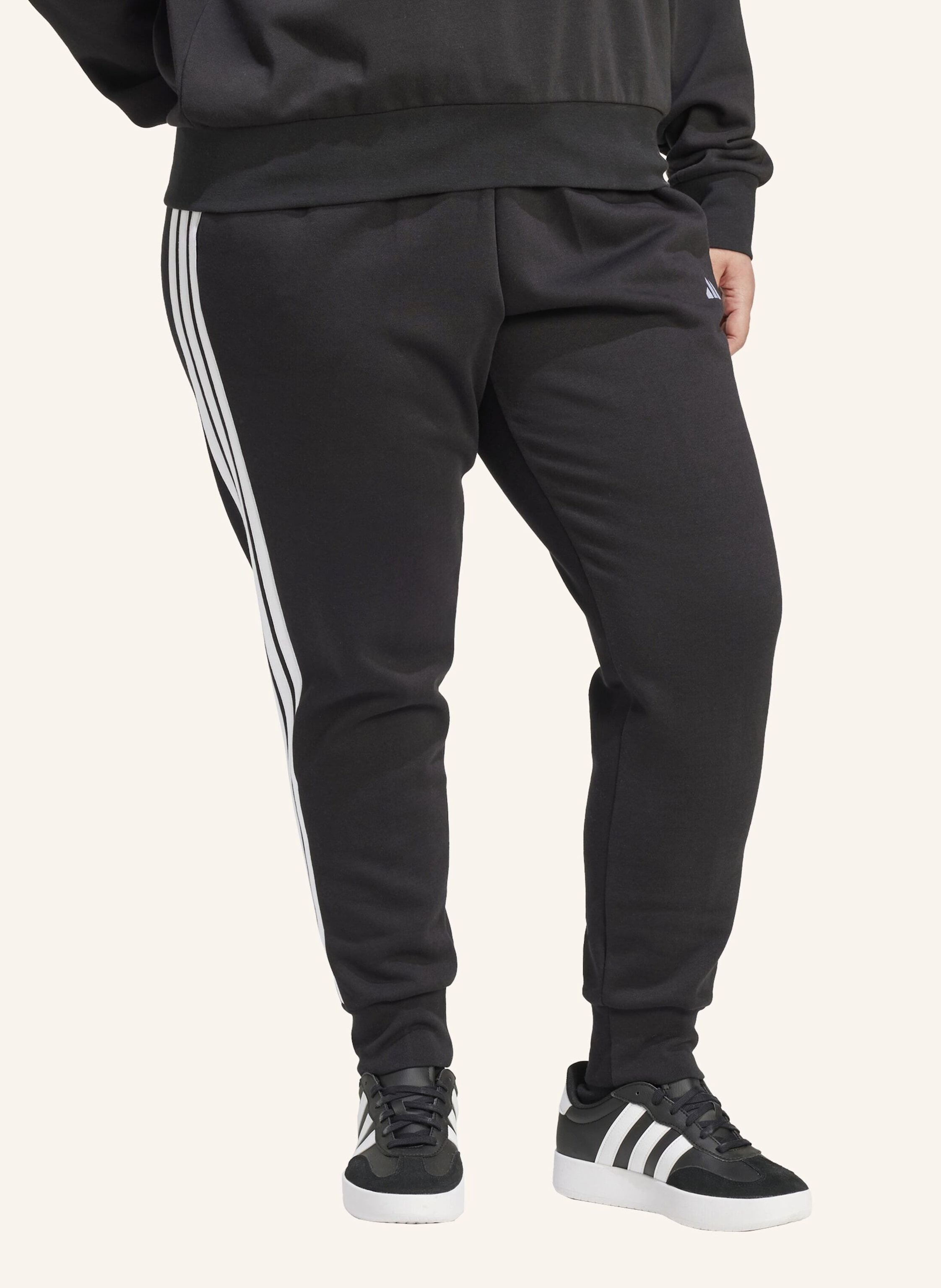 Thumbnail - Adidas Essentials 3-Stripes Fleece Slim Hose (Grosse Grössen). schwarz