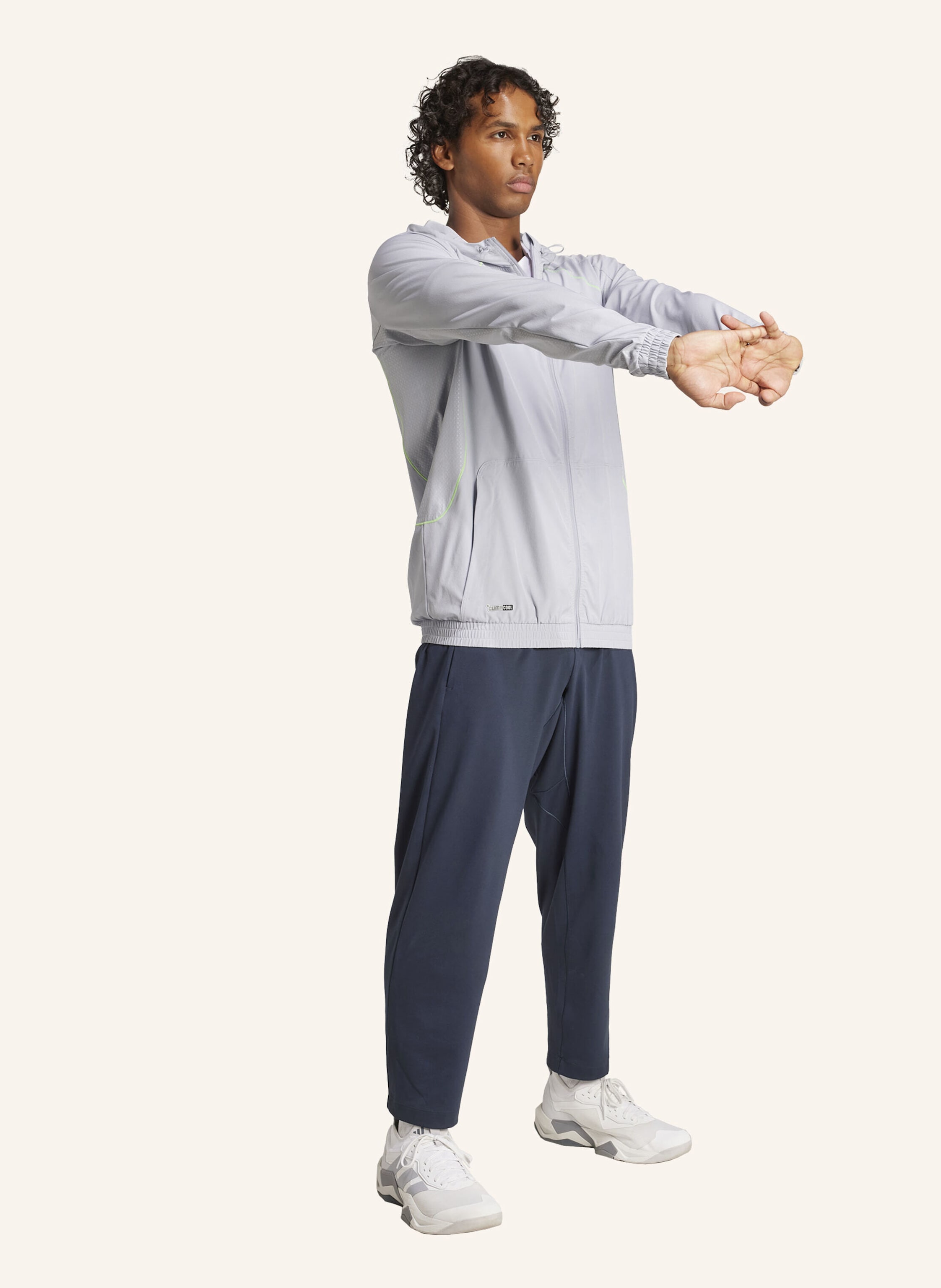 Thumbnail - Adidas Tech Apparel Trainingsjacke grau