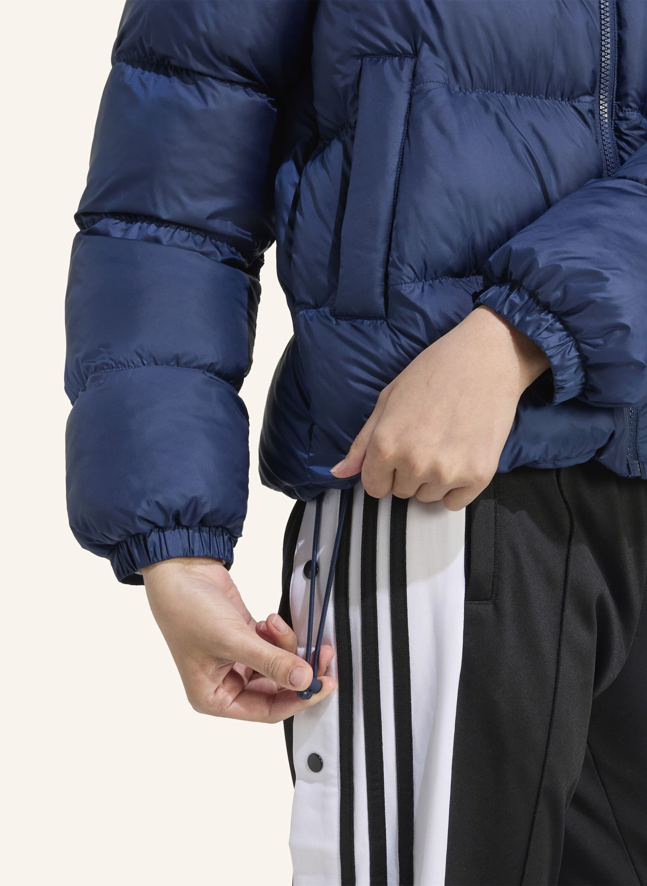Thumbnail - Adidas Originals Adicolor Short Puffer Jacke blau