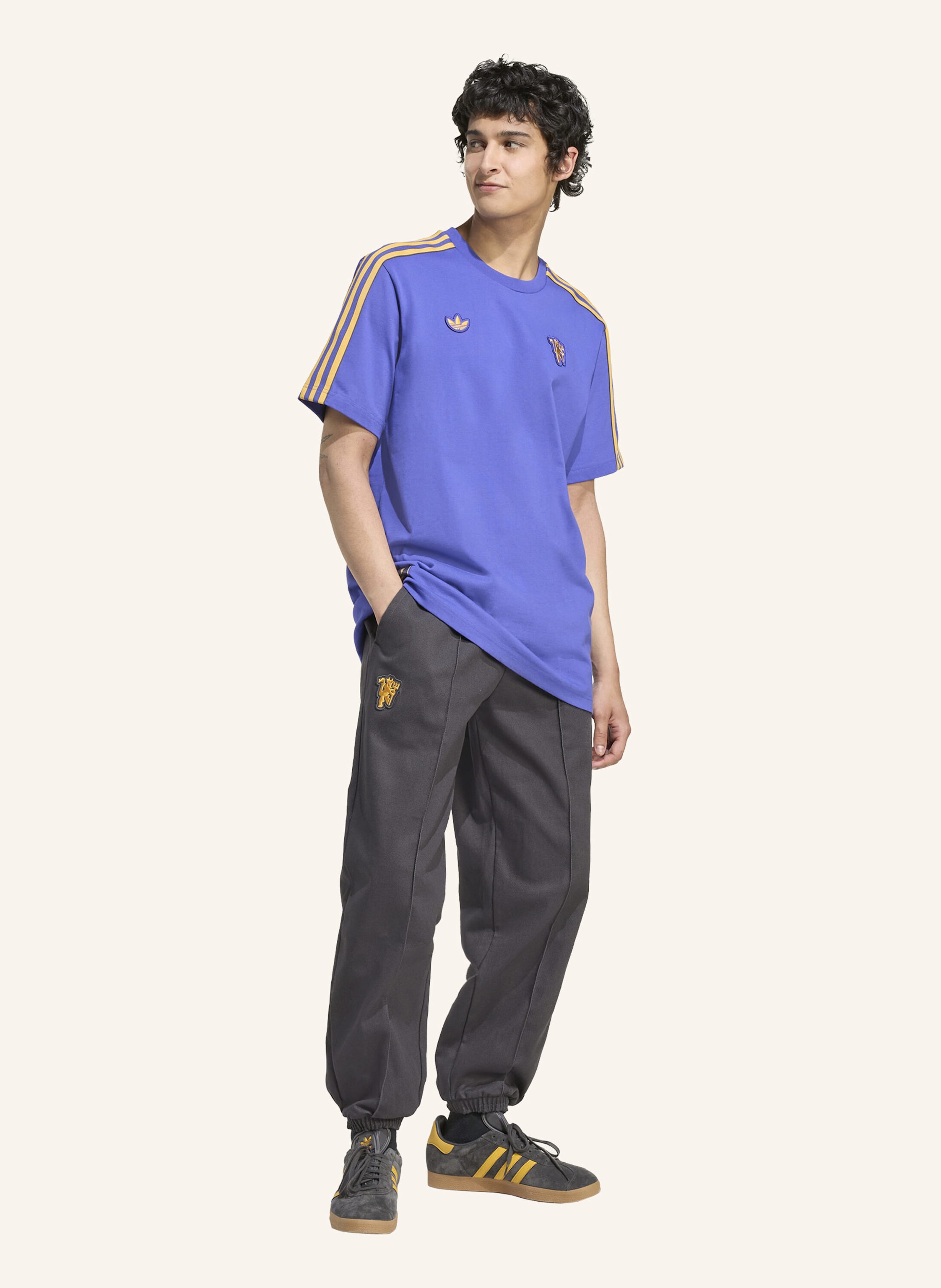 Thumbnail - Adidas Originals Manchester United Terrace Icons T-Shirt lila