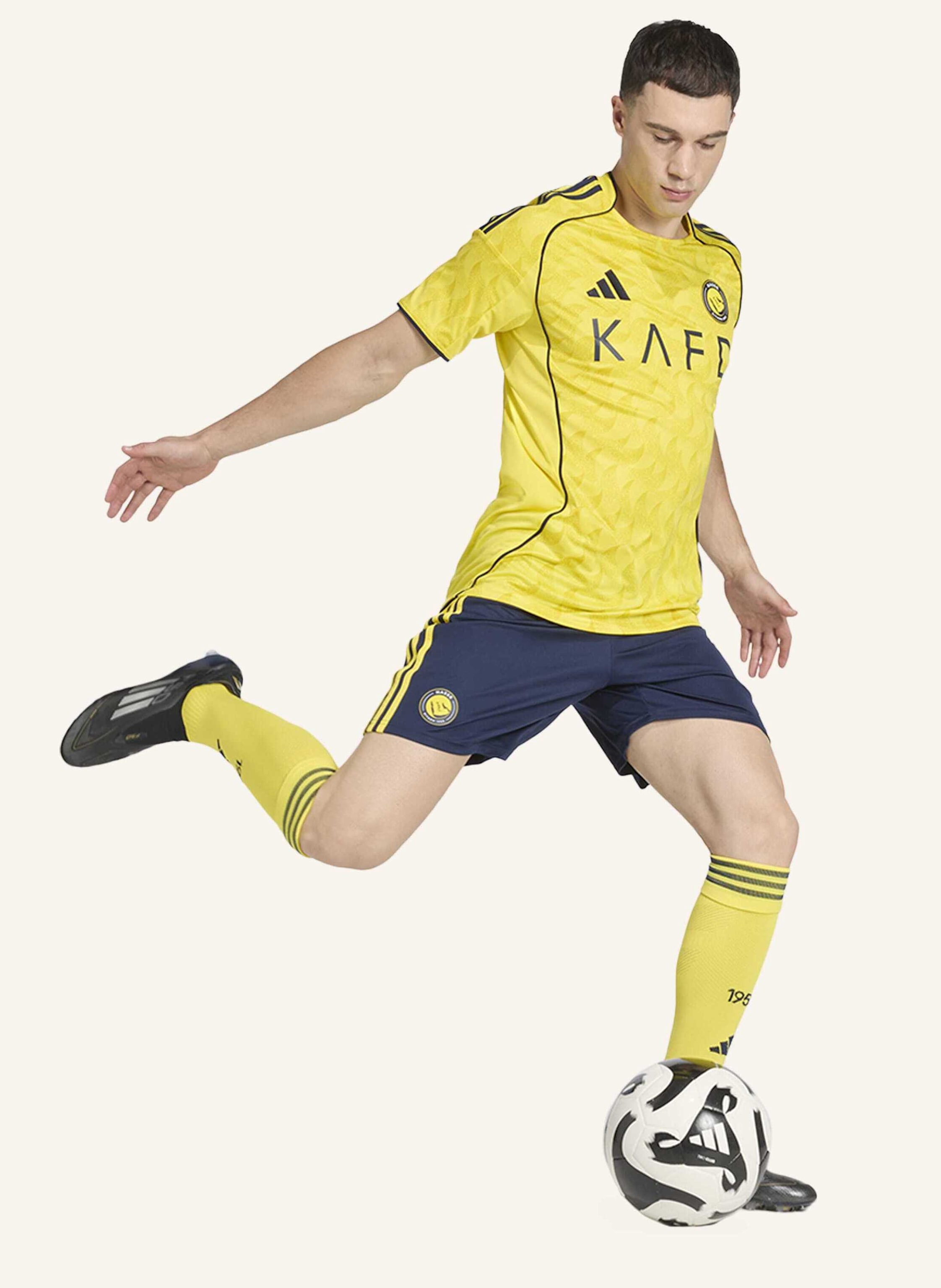 Thumbnail - Adidas Al Nassr Fc 25/26 Heimtrikot gelb