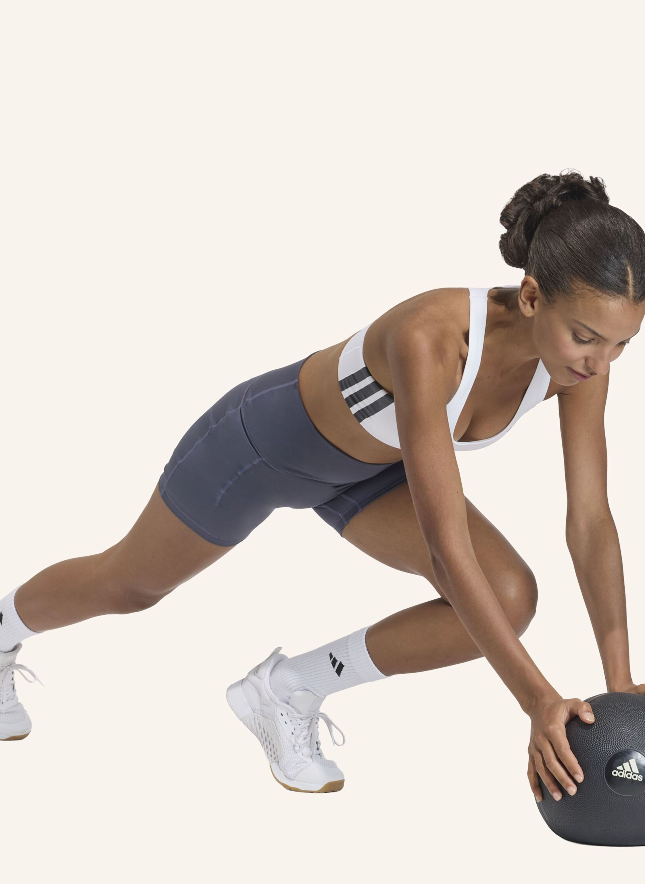 Thumbnail - Adidas 3-Streifen Studio All Me Booty Leggings, Kurz grau