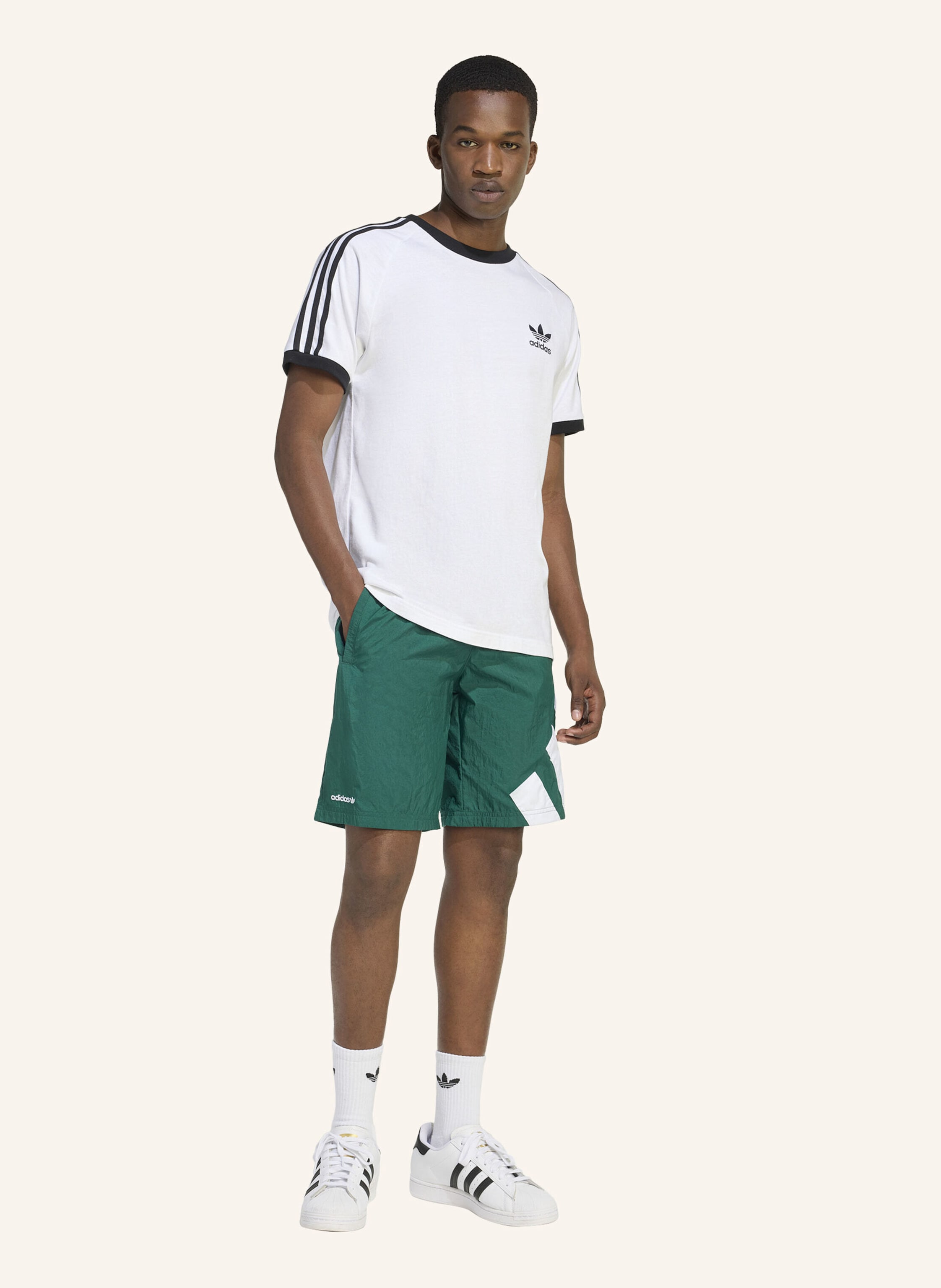 Thumbnail - Adidas Originals Adicolor Blocked Shorts gruen