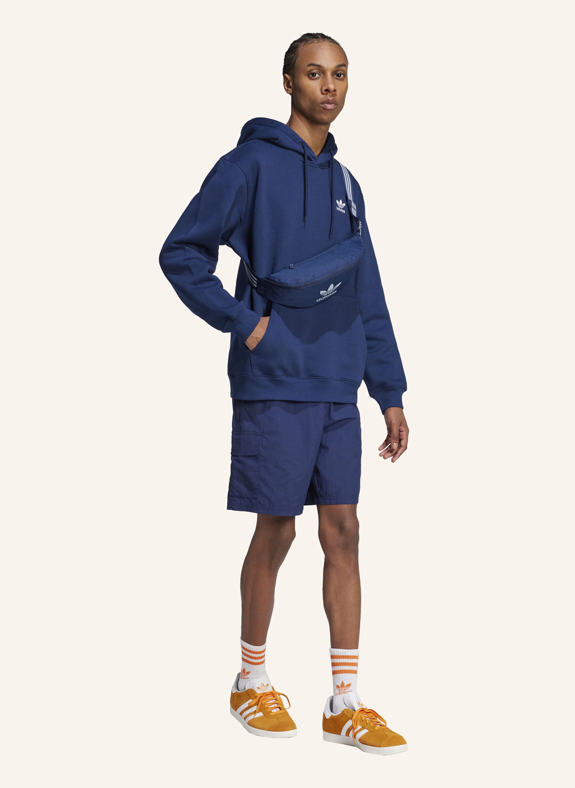 Thumbnail - Adidas Originals Trefoil Essentials Loose Hoodie blau
