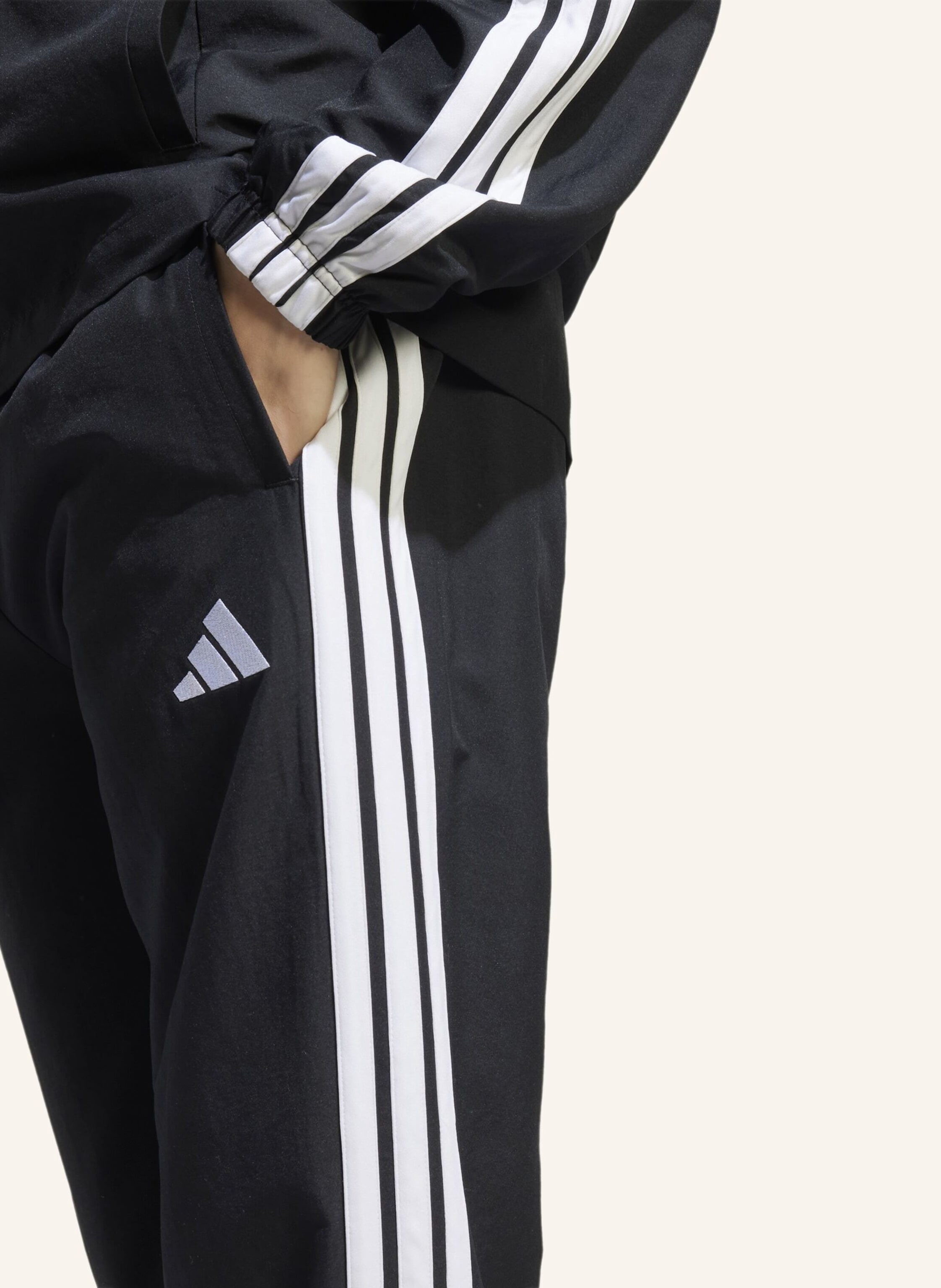 Thumbnail - Adidas 3-Streifen Woven Trainingsanzug schwarz