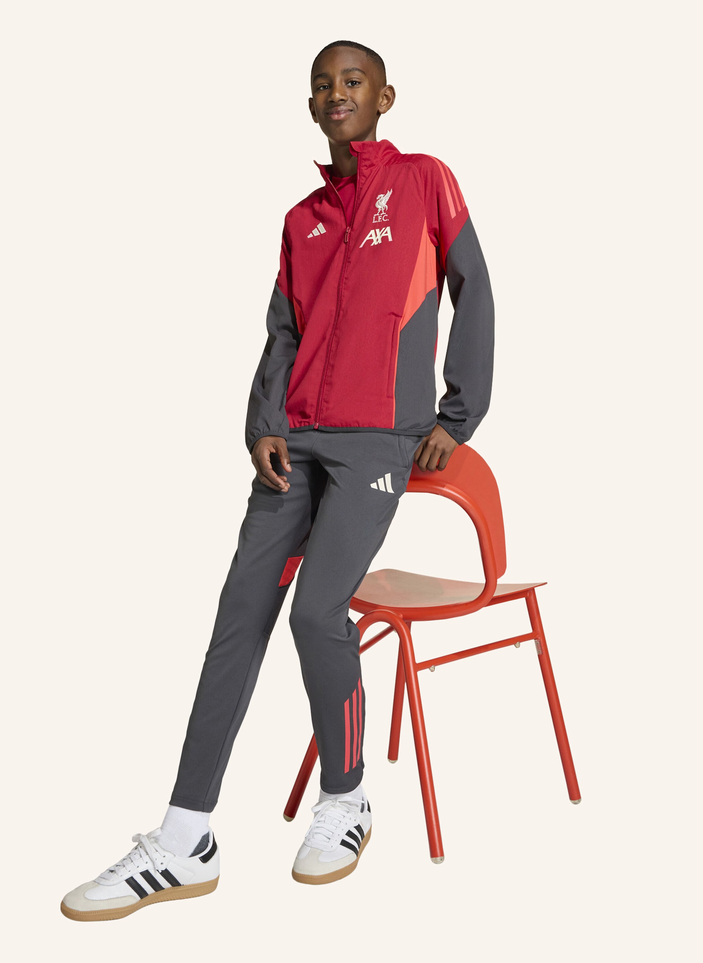 Thumbnail - Adidas Fc Liverpool Tiro 25 Competition Präsentationsjacke Für Kinder rot