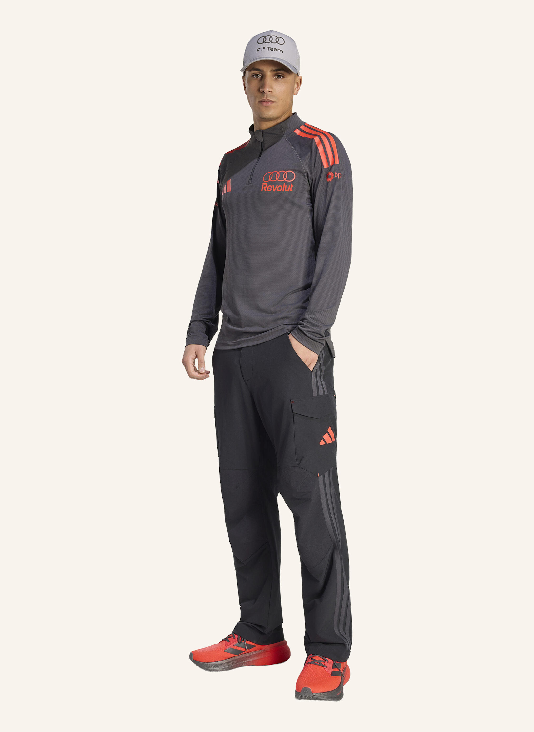 Thumbnail - Adidas Audi Revolut f1 Team Mechanics Hose schwarz