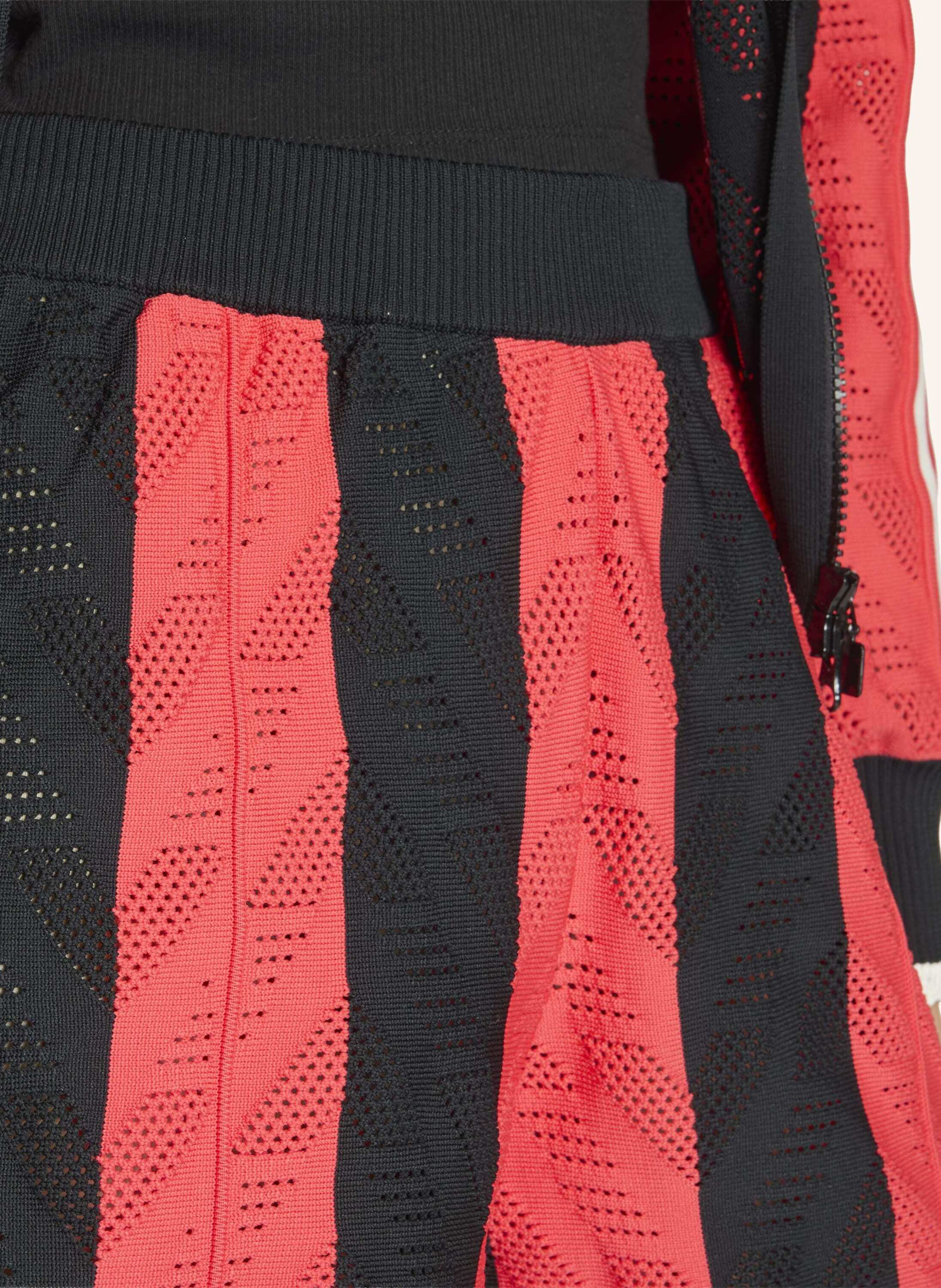 Thumbnail - Adidas Originals Firebird Loose Shorts schwarz