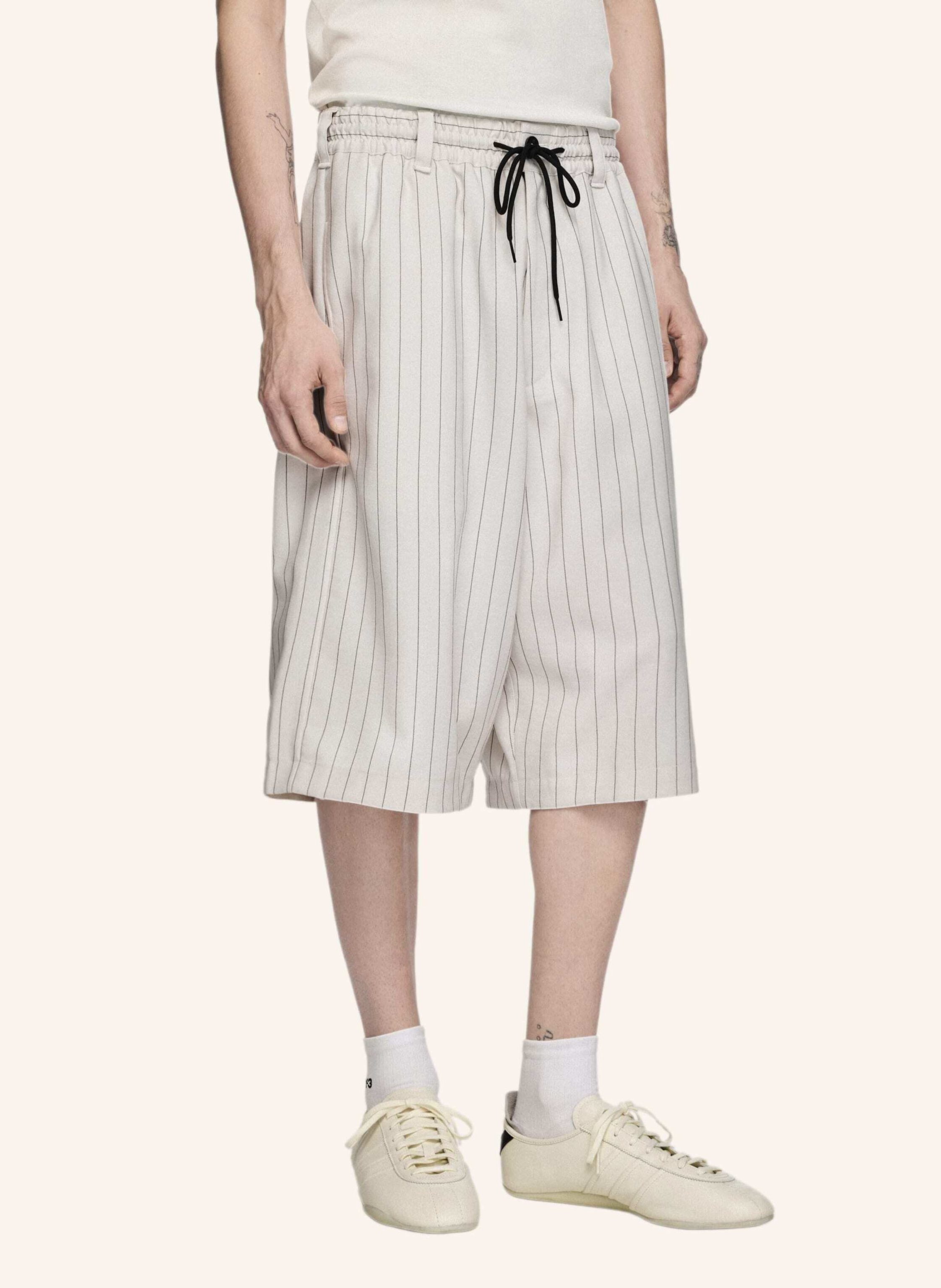 Thumbnail - Y-3 Y-3 Sport Uniform Shorts Mit Nadelstreifen weiss