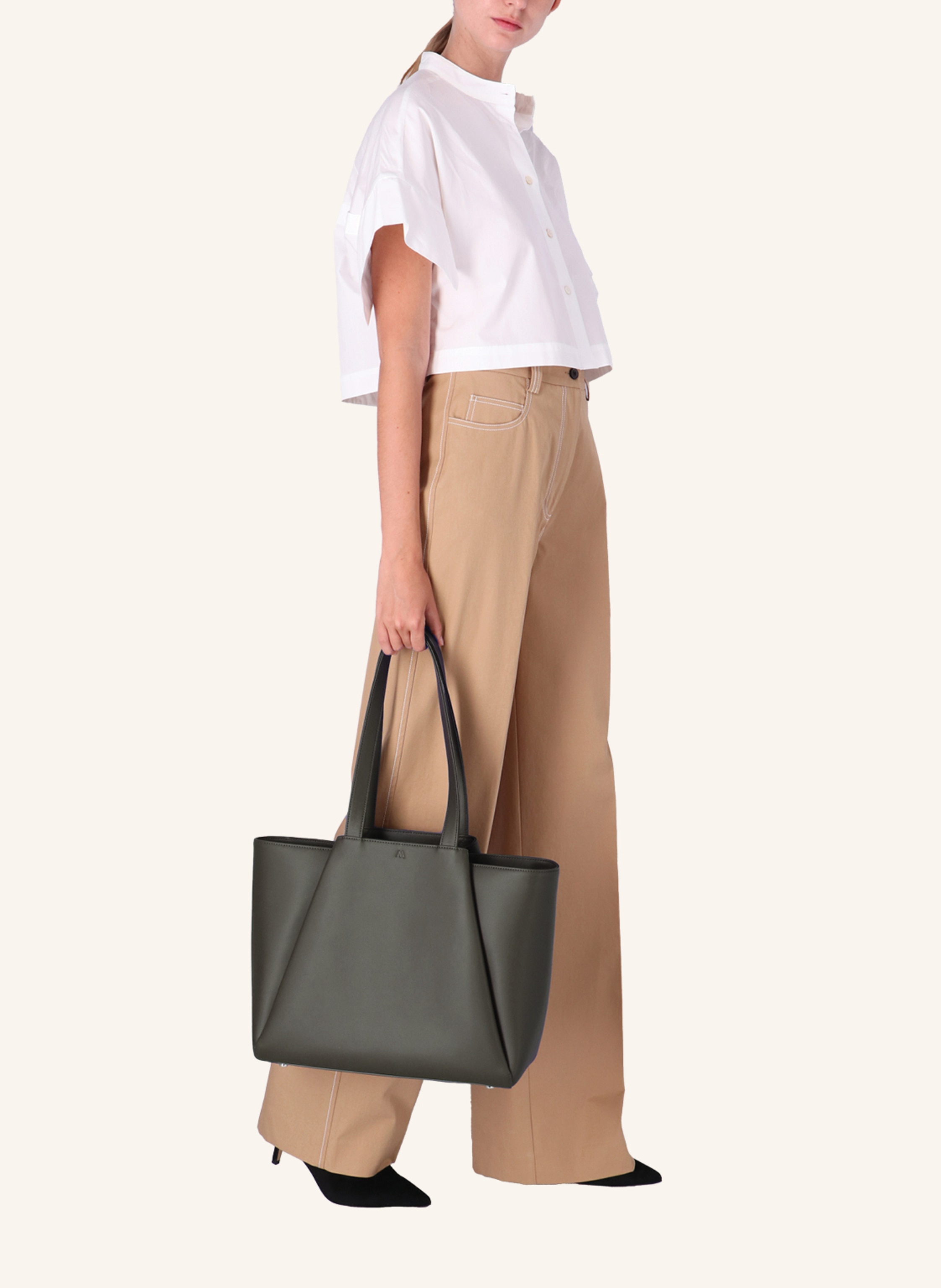 Thumbnail - Kaai Schultertasche Midi Pyramid gruen