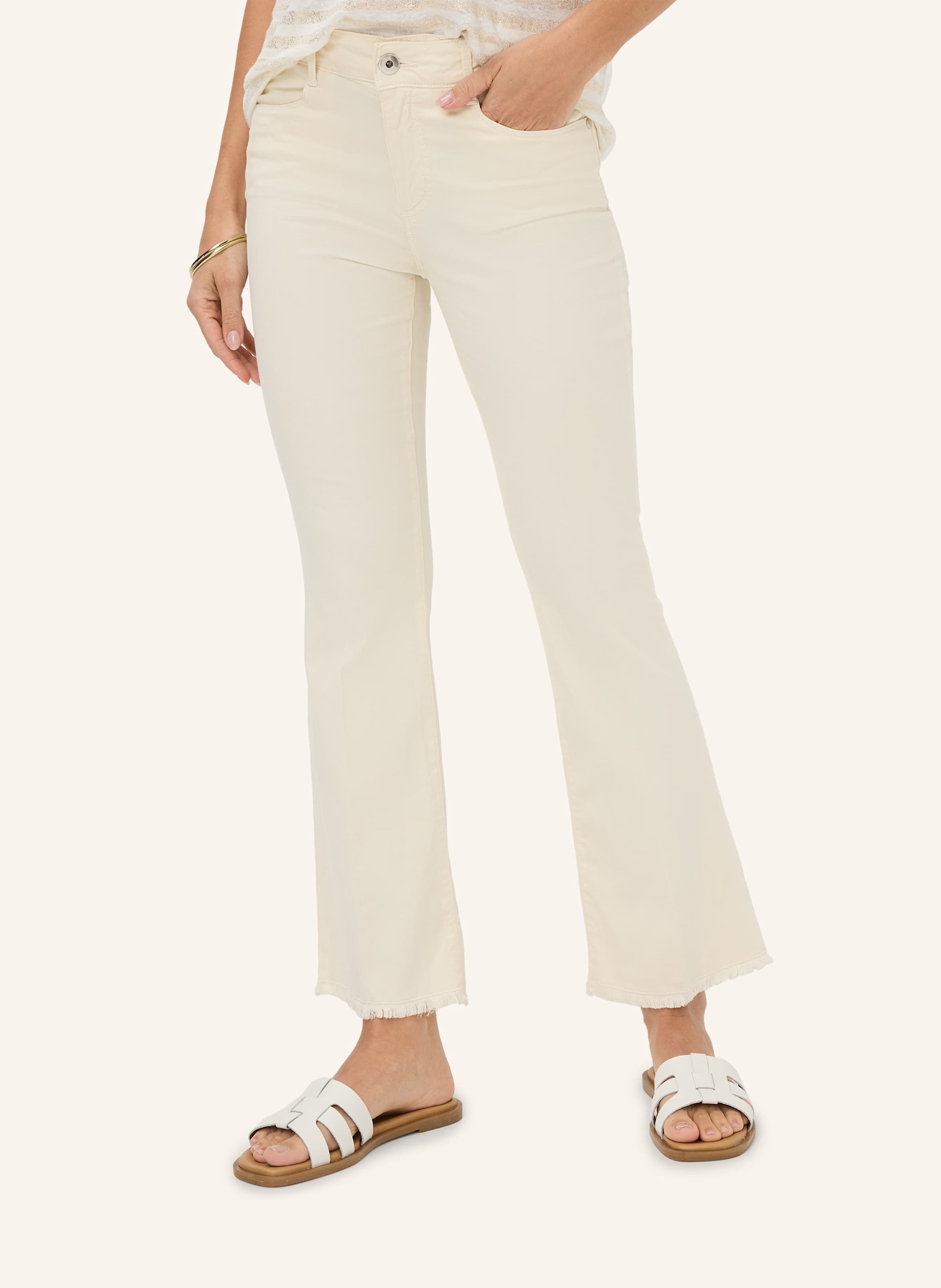 Thumbnail - Brax Bootcut Jeans Style Shakira S beige