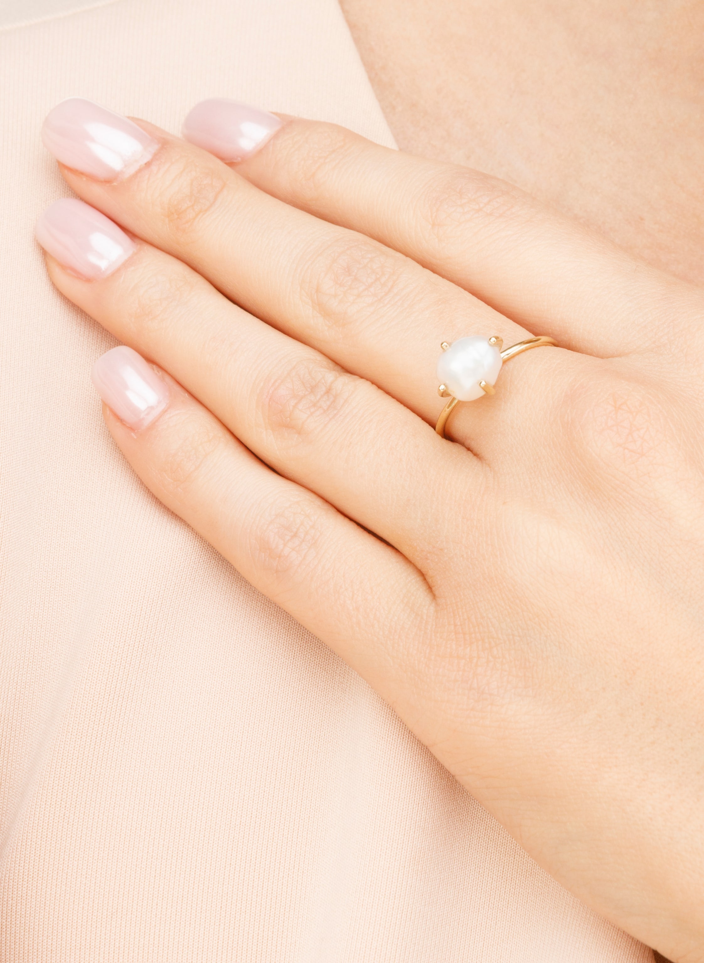 Thumbnail - Leaf Ring Barock Perls gold