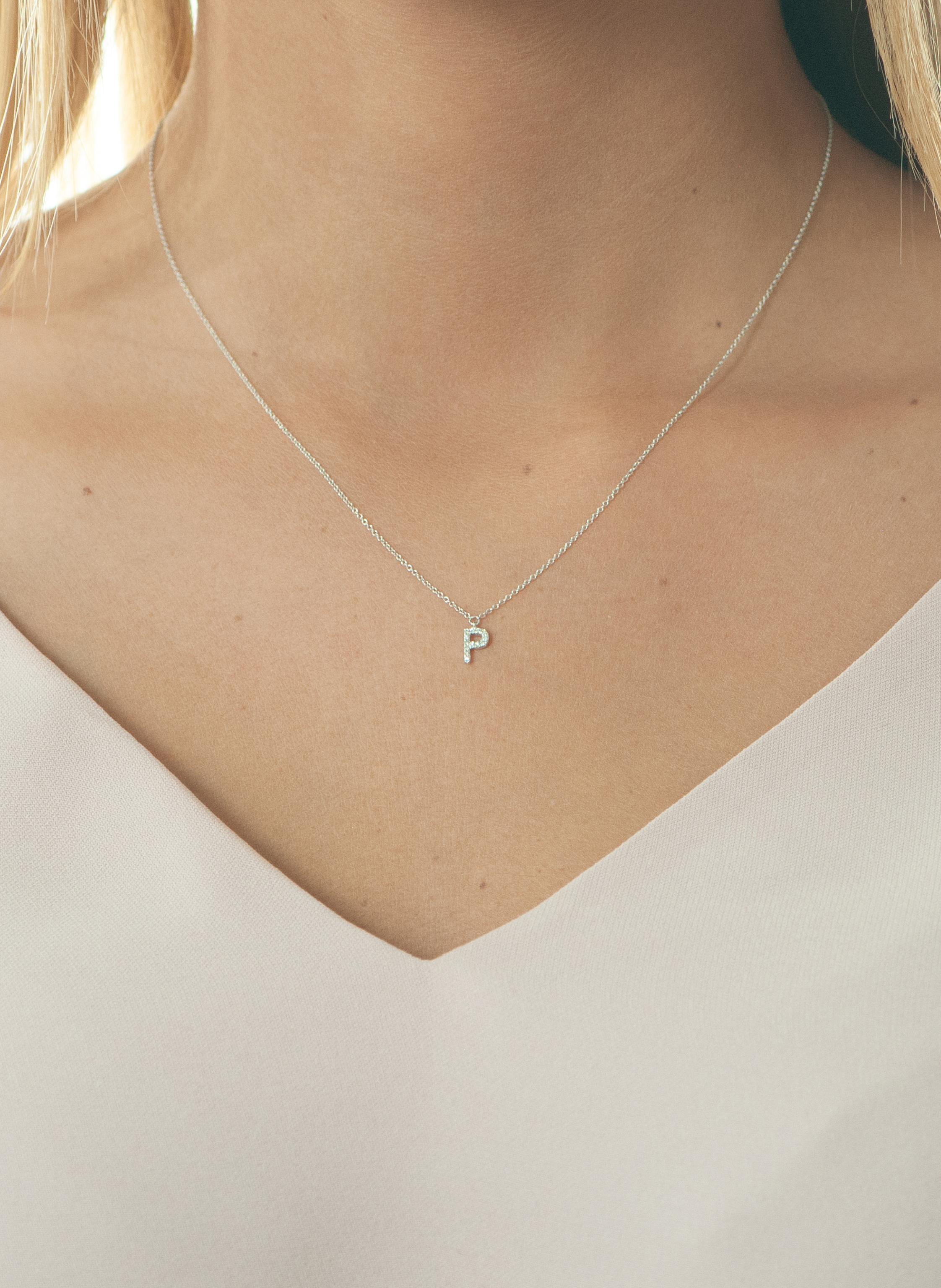 Thumbnail - Leaf Initialien Halskette „P“ Aus 14 Karat Weißgold Mit Diamanten silber