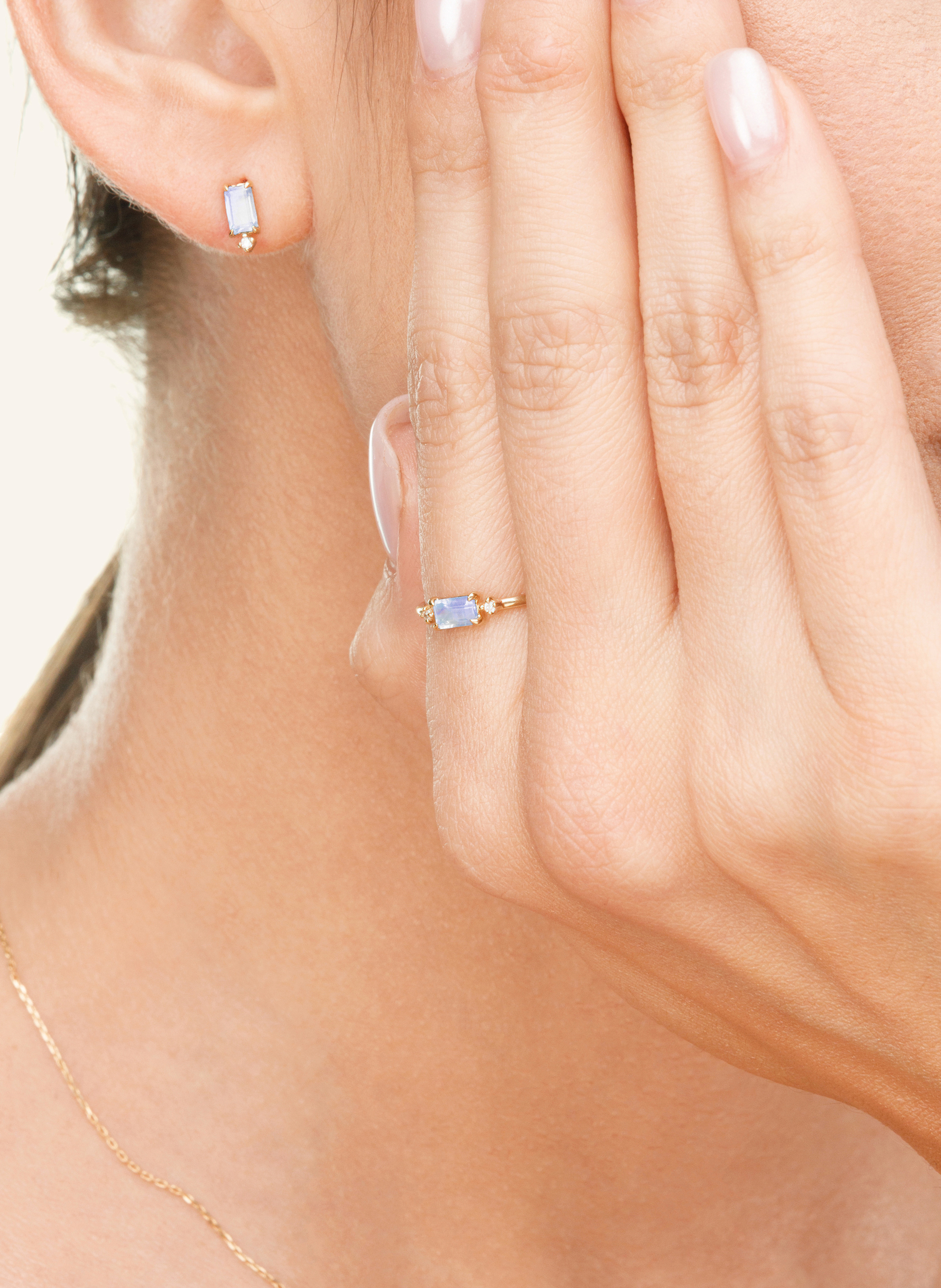 Thumbnail - Leaf Ring Mondstein Aus 14 Karat Gelbgold gold