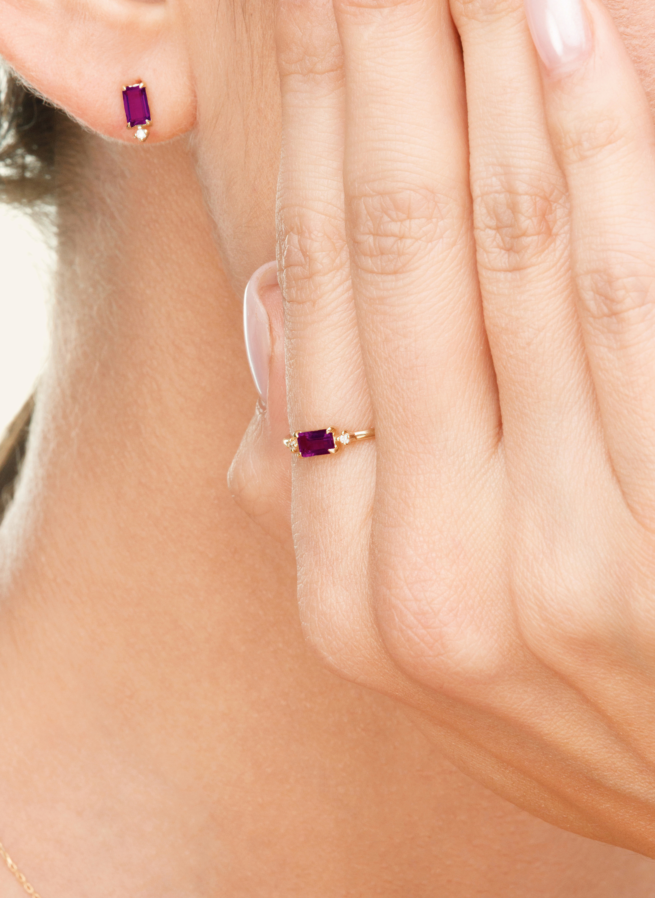 Thumbnail - Leaf Ring Rhodolith Aus 14 Karat Gelbgold gold