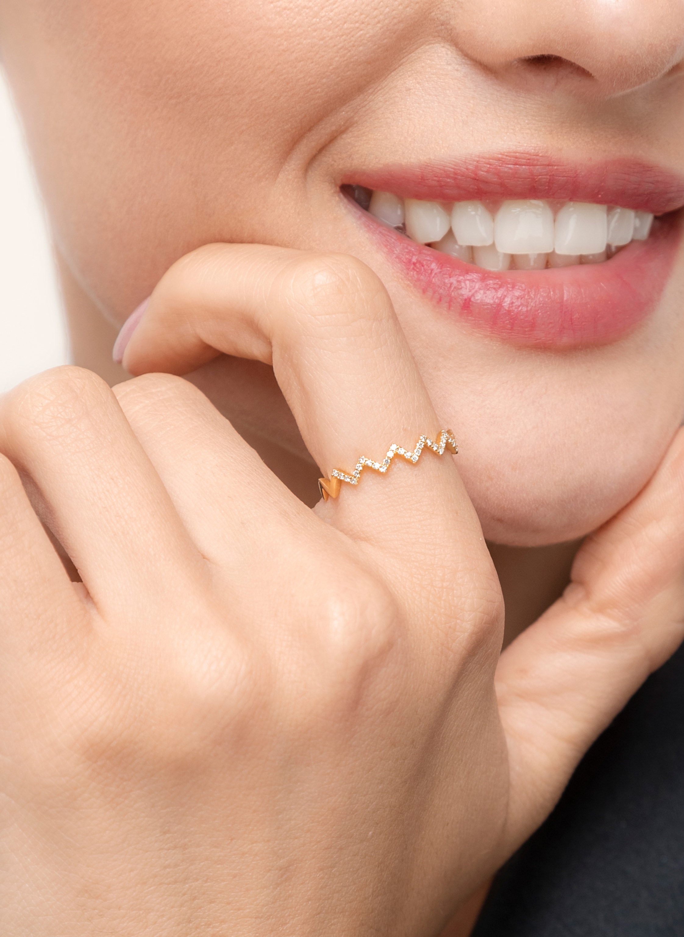 Thumbnail - Leaf Ring Ring Flash Aus 18 Karat Gelbgold Mit Diamanten gold