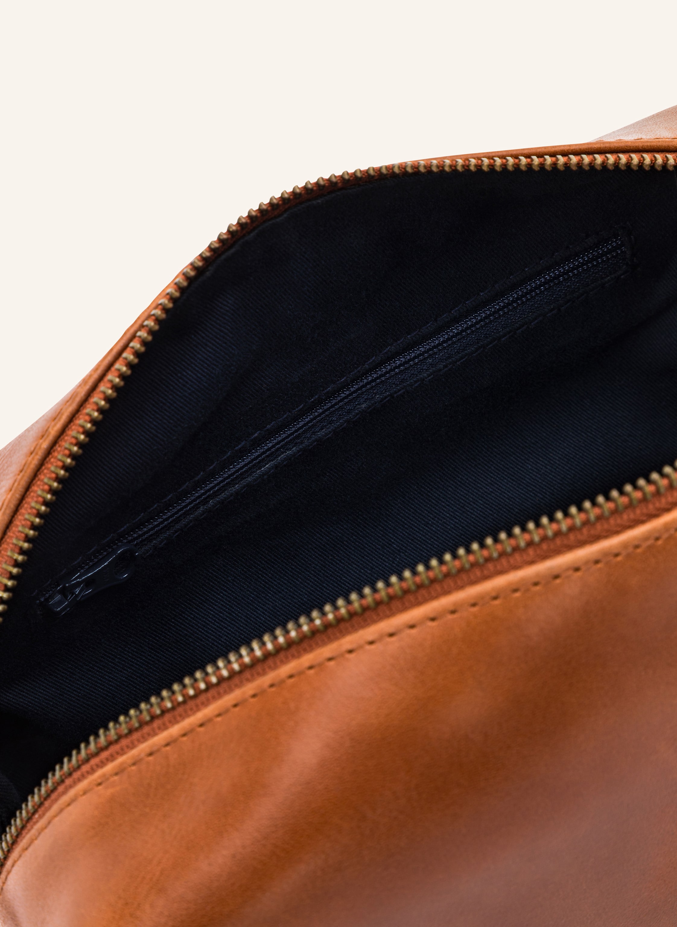 Thumbnail - Buckle & Seam Kulturtasche Everest braun