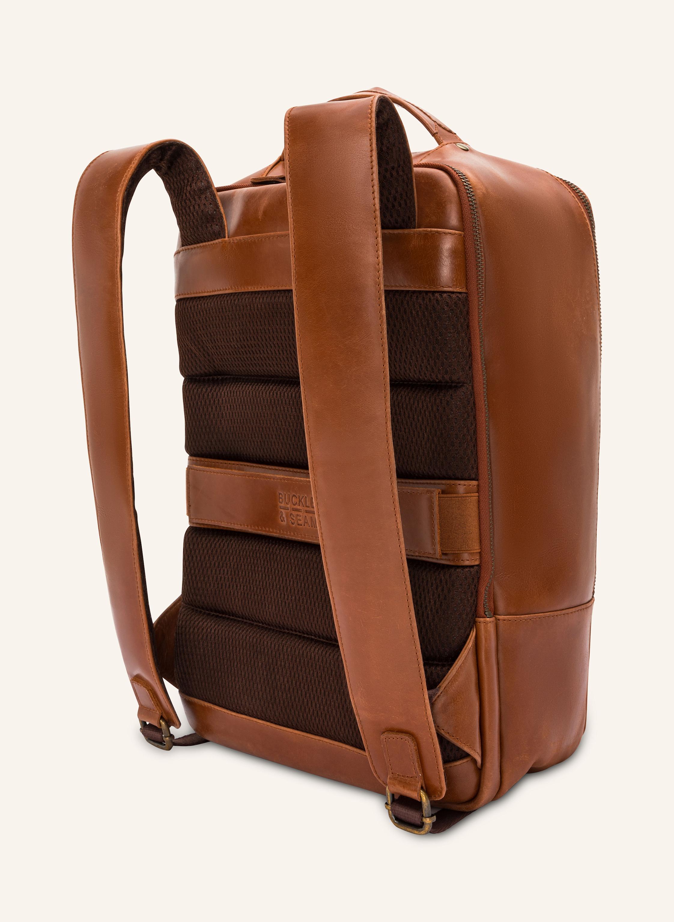 Thumbnail - Buckle & Seam Rucksack Leon Mit Laptop-Fach braun