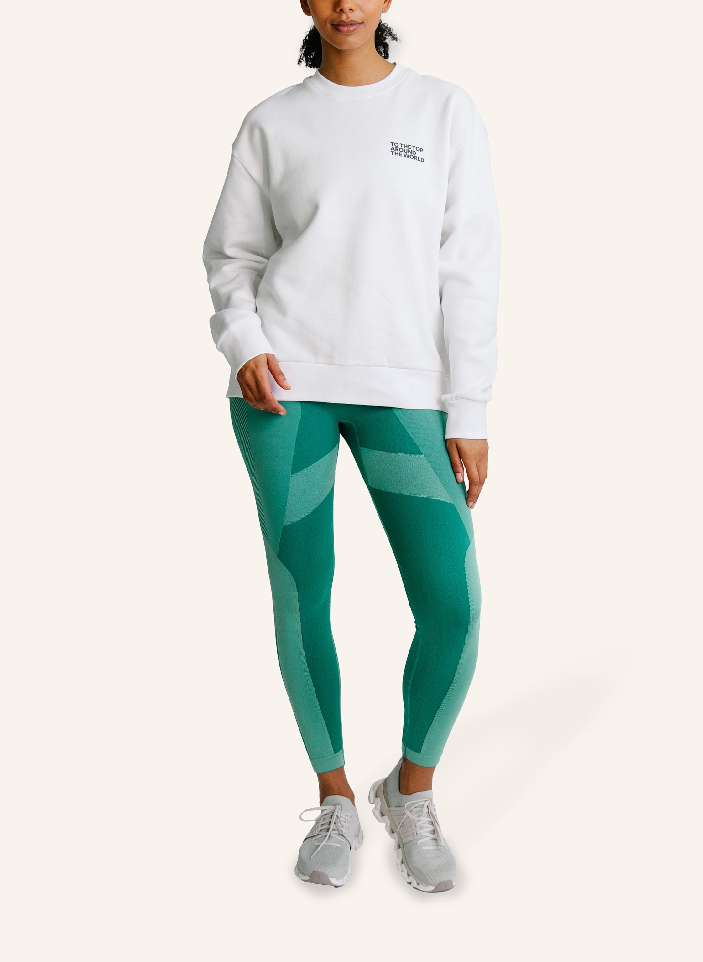 Thumbnail - To The Top Sweater Around The World weiss