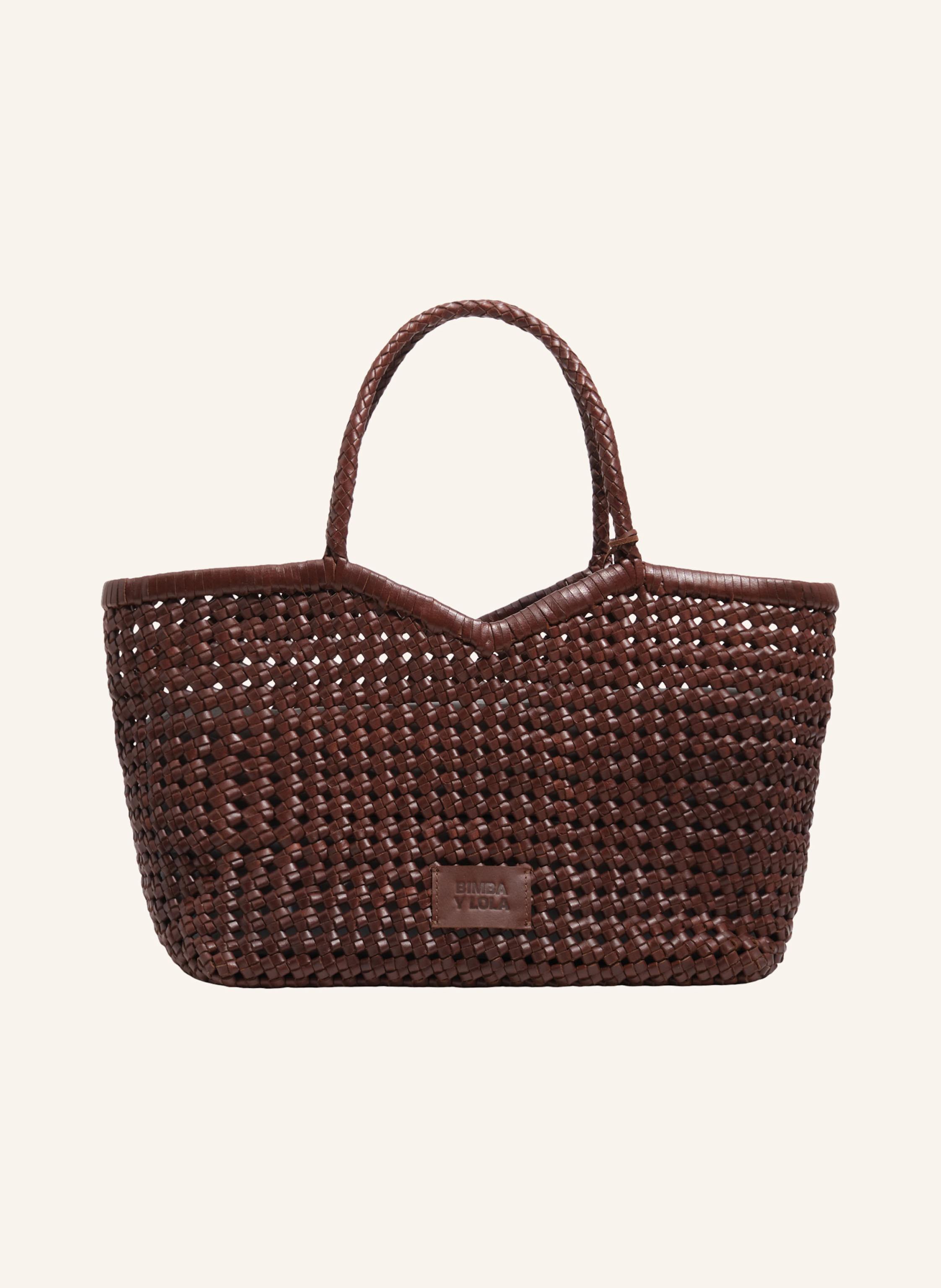 Bimba y Lola Lederdetails. Große Größe. Ungefähre Maße: 47 x 22 x 13 cm in khaki