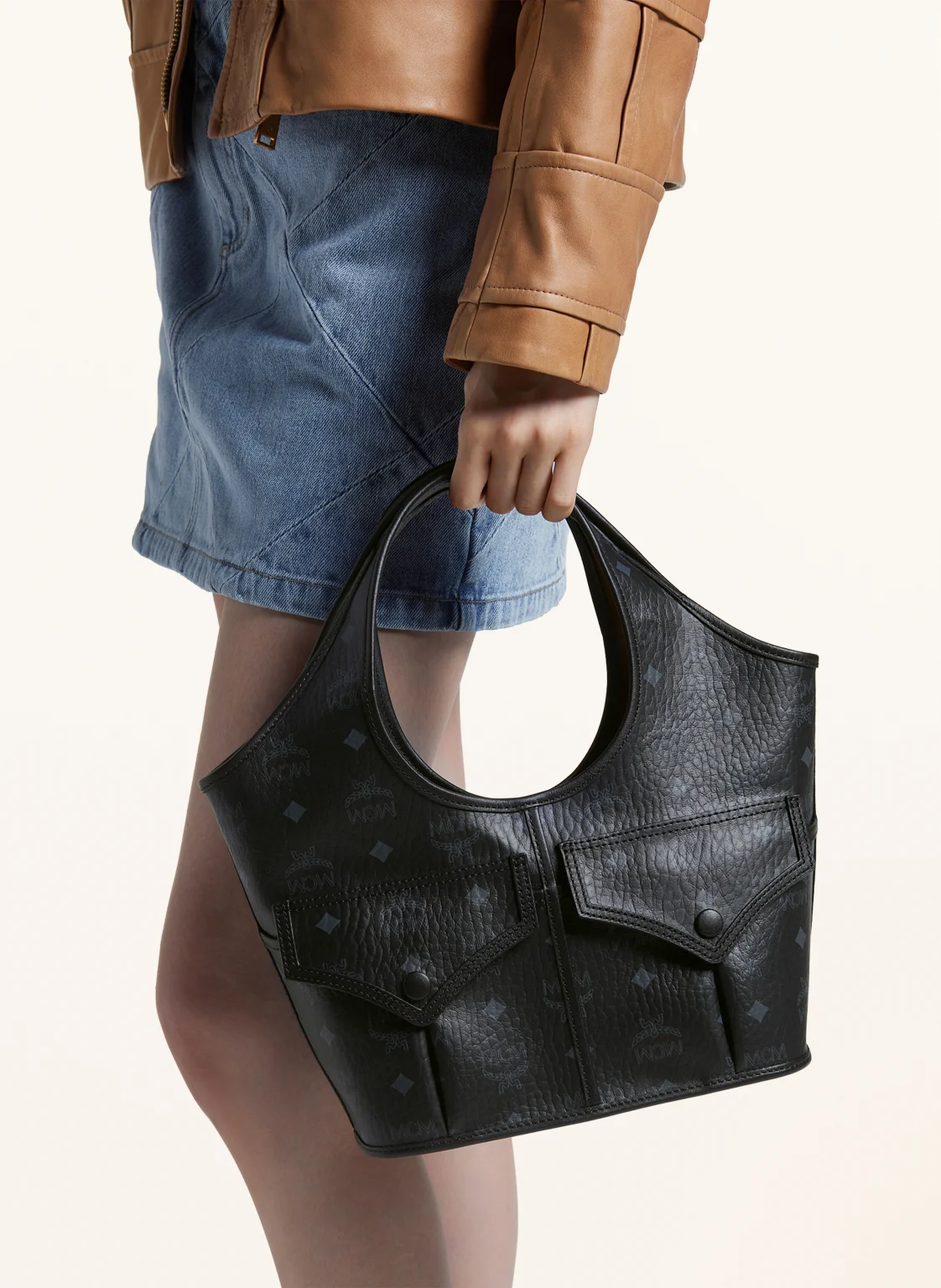 MCM 쇼퍼 AREN VI