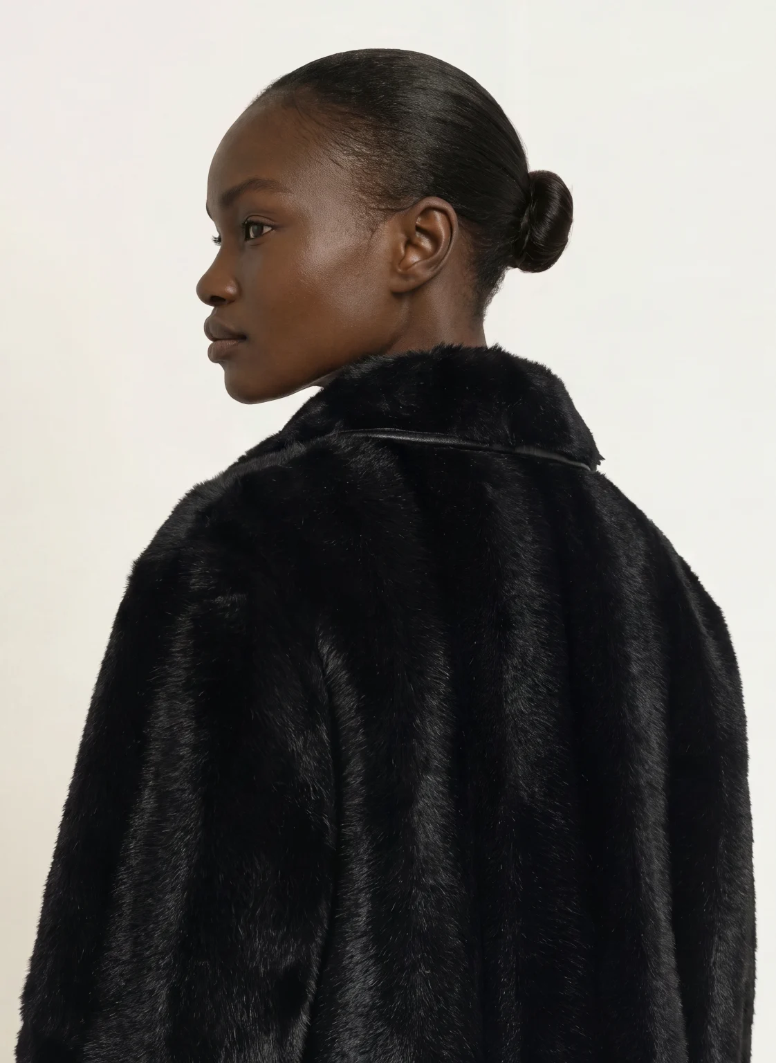 Claudie Pierlot  인조 모피 자켓