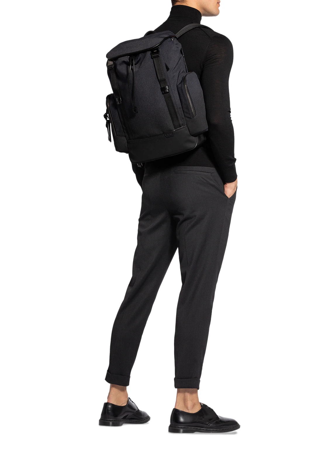 백팩 HARRISON RIDGE 랩탑 컴파트먼트 | TUMI | 페칭 FETCHING