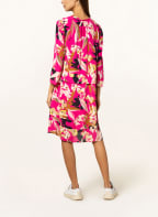 MARC CAIN Kleid mit Seide, Farbe: 245 super pink (Bild 1)