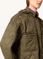 MRS & HUGS Cropped-Steppjacke mit 3/4-Arm, Farbe: KHAKI/ ROSA (Bild 1)