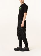 HUGO Cargo pants GLAVIN shorts in jogger style slim fit, Color: BLACK (Image 1)
