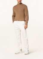 TOMMY HILFIGER Spodnie sztruksowe relaxed tapered fit, Kolor: ECRU (Obrazek 1)