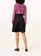 VALENTINO Schluppenbluse aus Seide, Farbe: SCHWARZ/ ROT/ PINK (Bild 1)