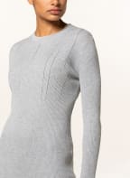 FABIANA FILIPPI Strickkleid mit Schmucksteinen, Farbe: GRAU (Bild 1)