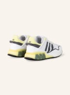 adidas Originals Sneaker ZX 2K BOOST PURE, Farbe: WEISS/ DUNKELGRAU/ HELLGELB (Bild 1)