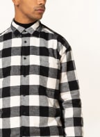 BOSS Overjacket LEIGHTEN aus Flanell, Farbe: SCHWARZ/ WEISS (Bild 1)