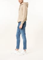 TOMMY JEANS Jeans AUSTIN Slim Tapered Fit, Farbe: BLAU (Bild 1)