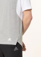 adidas T-Shirt WELLBEING, Farbe: GRAU/ WEISS (Bild 1)