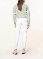 GUESS Skinny Jeans CURVE X, Color: PMOO PAPER MOON (Image 1)