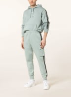 Nike Sweatpants SPORTSWEAR, Farbe: HELLGRÜN (Bild 1)