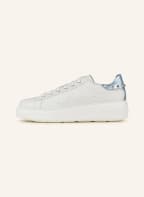 NO CLAIM Sneaker AMY 2 mit Nieten, Farbe: WEISS/ HELLBLAU (Bild 1)
