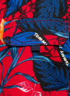 TOMMY HILFIGER Badeshorts, Farbe: ROT/ BLAU/ ORANGE (Bild 1)
