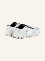 On Laufschuhe CLOUD X, Farbe: WEISS/ SCHWARZ (Bild 1)