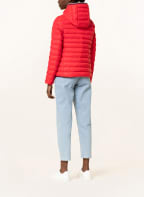 TOMMY HILFIGER Lightweight-Daunenjacke ESSENTIAL mit abnehmbarer Kapuze, Farbe: ROT (Bild 1)