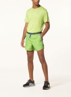 Nike Laufshorts DRI-FIT RUN DIVISION, Farbe: HELLGRÜN/ GRÜN (Bild 1)