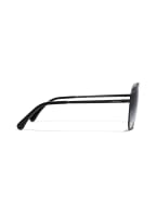 CHANEL Pilotensonnenbrille, Farbe: C101S6 - MATT SCHWARZ/ GRAU VERLAUF (Bild 1)