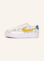 Nike Sneaker BLAZER LOW PLATFORM, Farbe: WEISS/ BLAU/ DUNKELGELB (Bild 1)