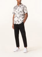 TIGER OF SWEDEN Kurzarm-Hemd DIDON Relaxed Fit, Farbe: CREME/ KHAKI (Bild 1)