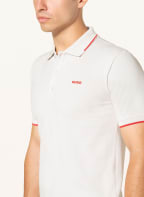 HUGO Piqué-Poloshirt DINOSO Slim Fit, Farbe: CREME/ ROT (Bild 1)